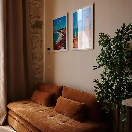 Duplex - Ac - Wi-fi - Center شقة *