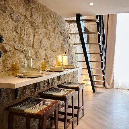 Duplex - Ac - Wi-fi - Center شقة *